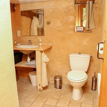 بيت للعطل La Petite Maison لو بوج